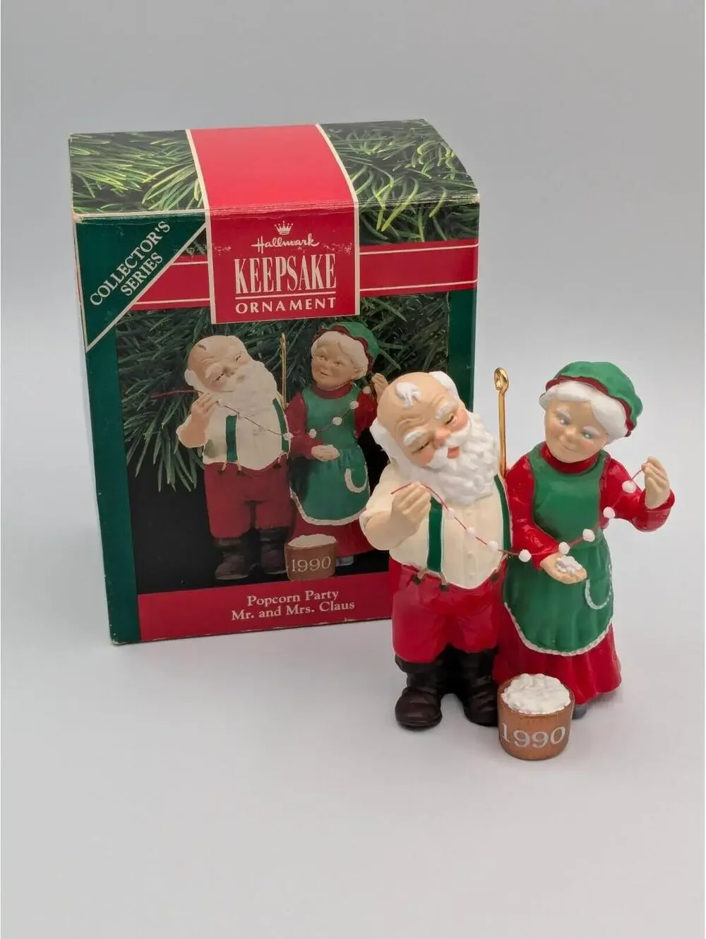 Hallmark Keepsake Popcorn Party Mr. and Mrs. Claus 1990, 5th in the Series